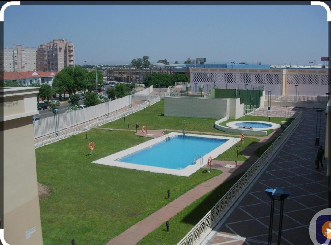 Apartamento De Lux Sevilla Este Buitenkant foto
